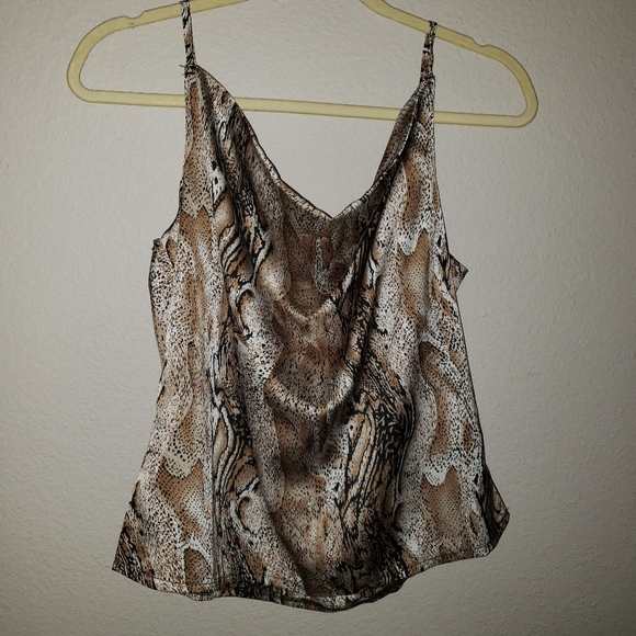 2/$25 CAMI LEOPARD PRINT COWL NECK MEDIUM - Picture 7 of 11